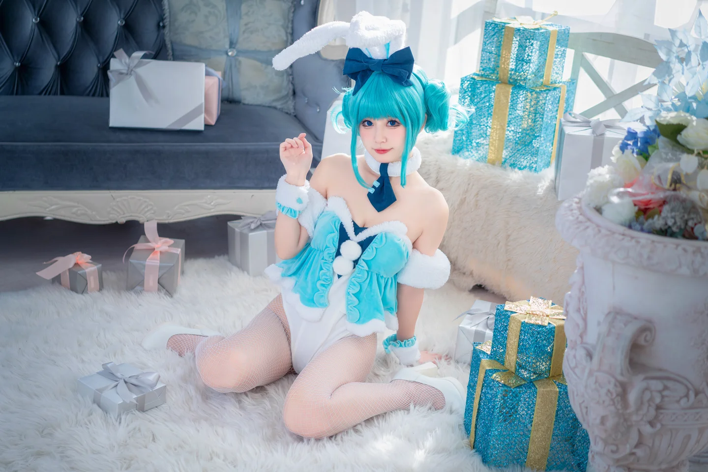 猫大人 - 初音白兔 [24P-280MB]